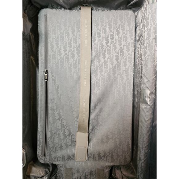 Dior x Rimowa Silver Trunk Suitcase SS20 Large - Picture 8 of 15